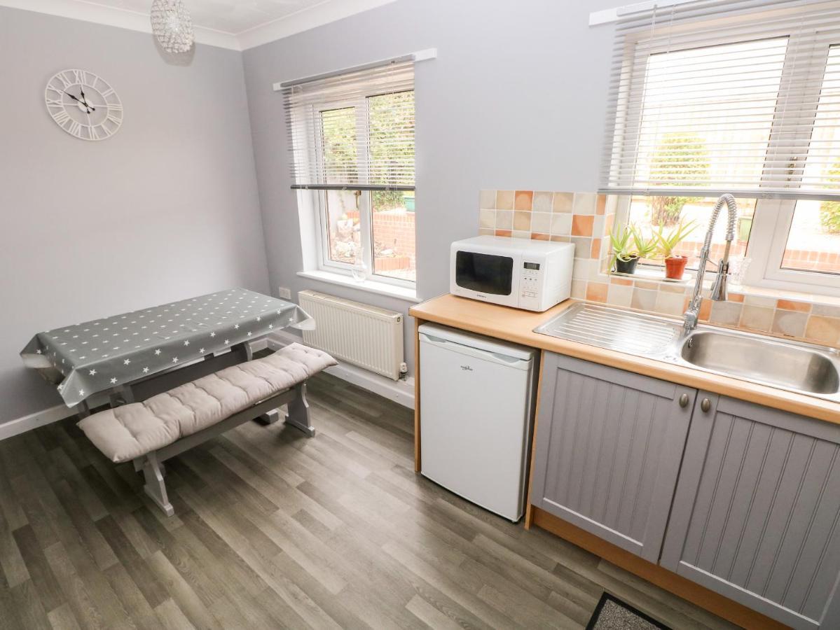23 Charles Thomas Avenue Villa Pembroke Dock Dış mekan fotoğraf