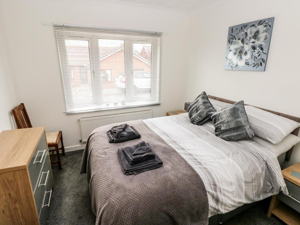 23 Charles Thomas Avenue Villa Pembroke Dock Dış mekan fotoğraf