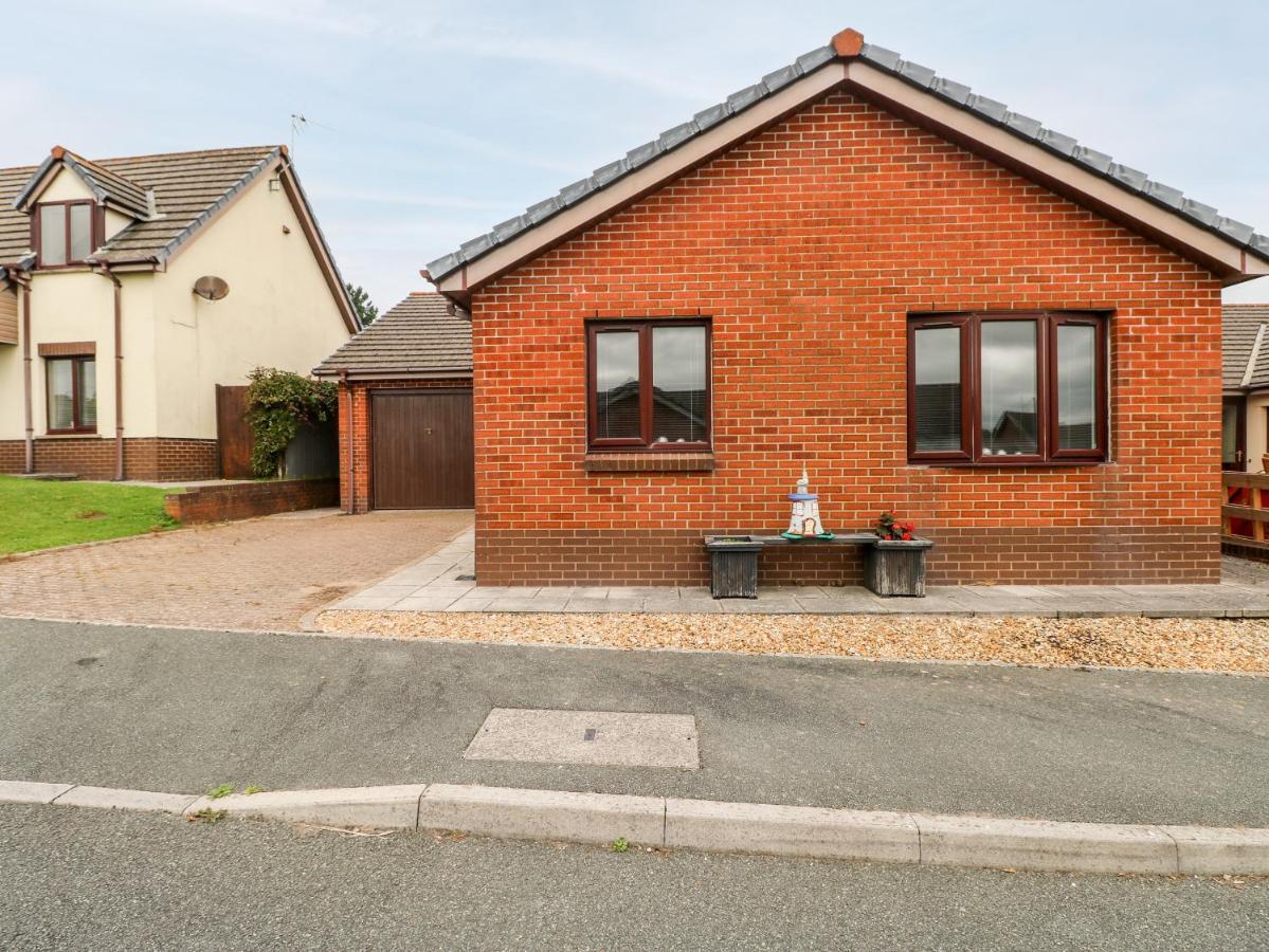 23 Charles Thomas Avenue Villa Pembroke Dock Dış mekan fotoğraf