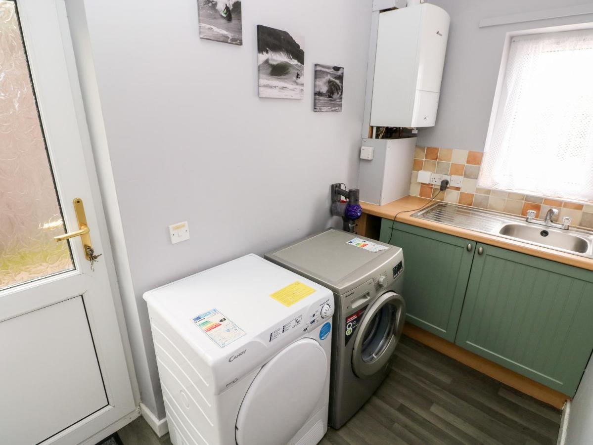 23 Charles Thomas Avenue Villa Pembroke Dock Dış mekan fotoğraf