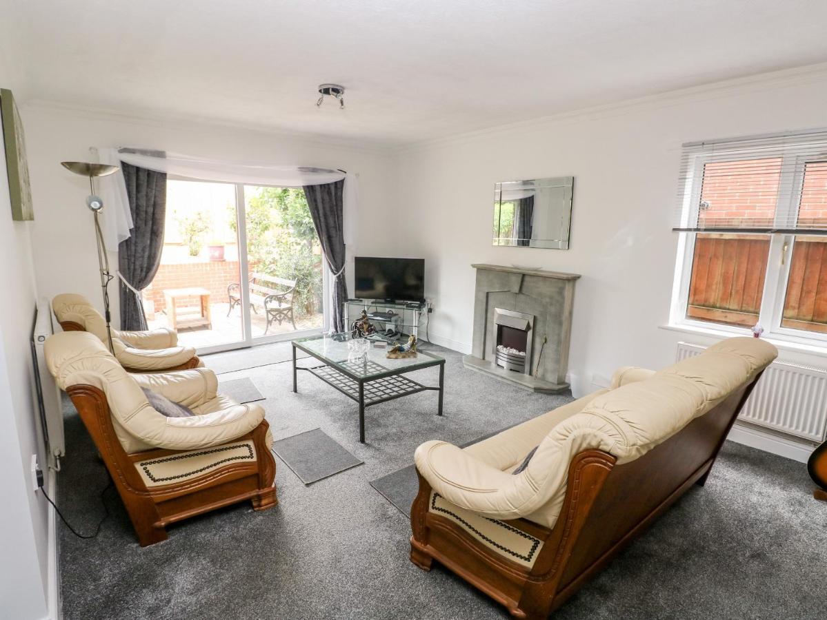 23 Charles Thomas Avenue Villa Pembroke Dock Dış mekan fotoğraf